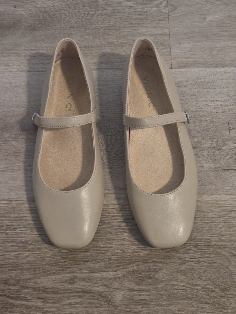 Women's Vionic Alameda Mary Jane Flat Sz 6.5